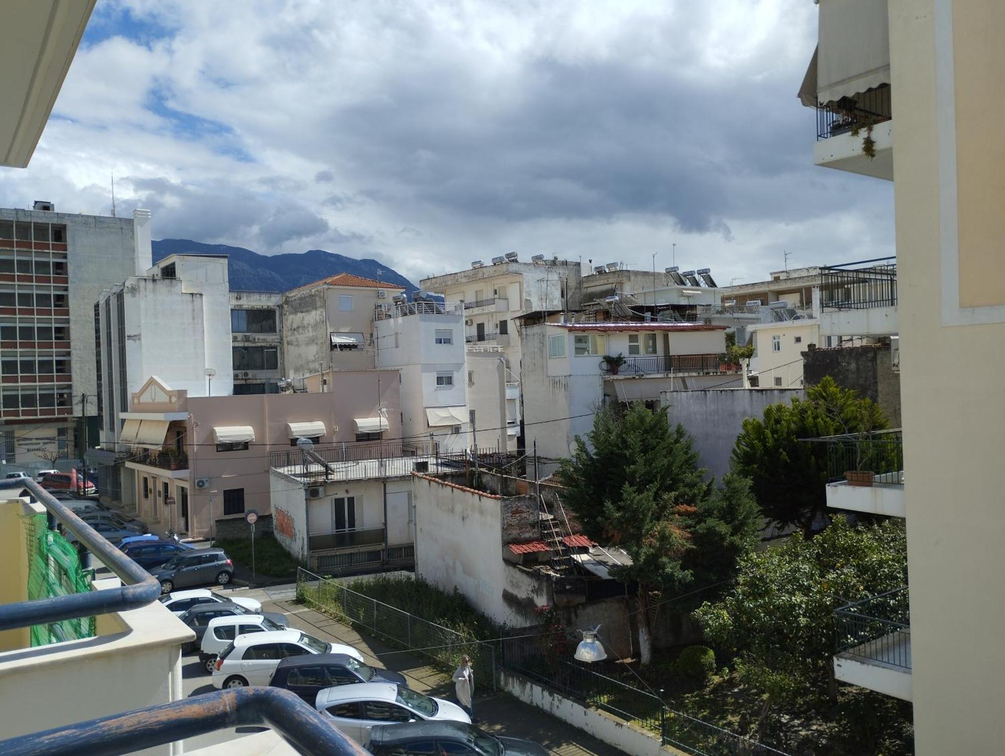Όμορφο Δίχωρο Διαμέρισμα Στο Κέντρο Της Πόλης Apartment Kalamata Exterior photo